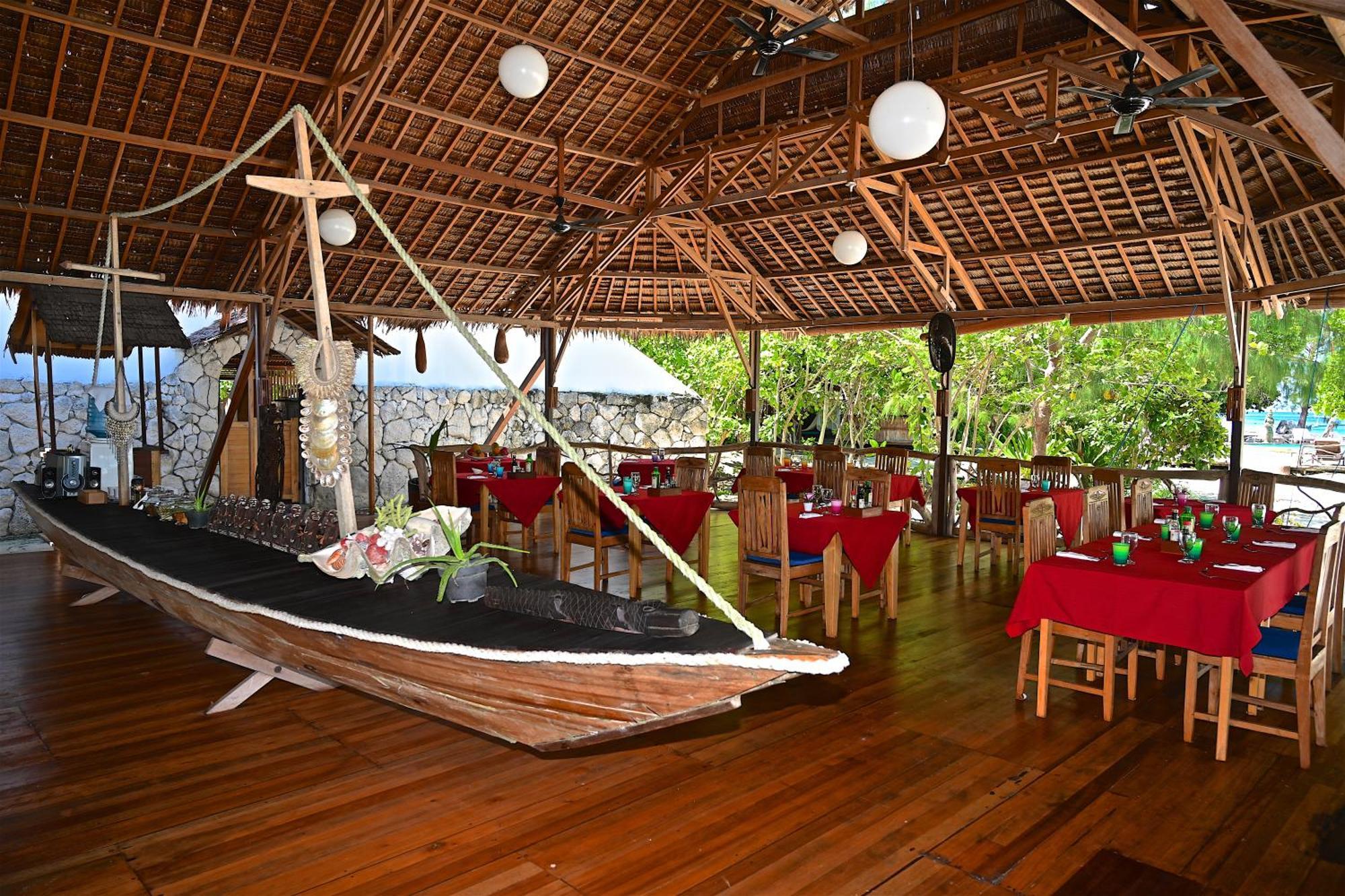 Agusta Eco Resort Pulau Mansuar Экстерьер фото